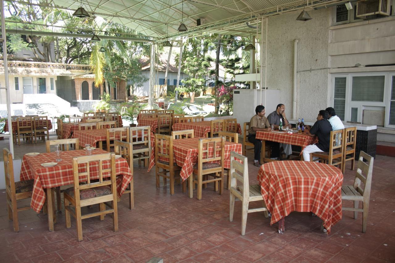 Raja Hotel Kovalam Extérieur photo